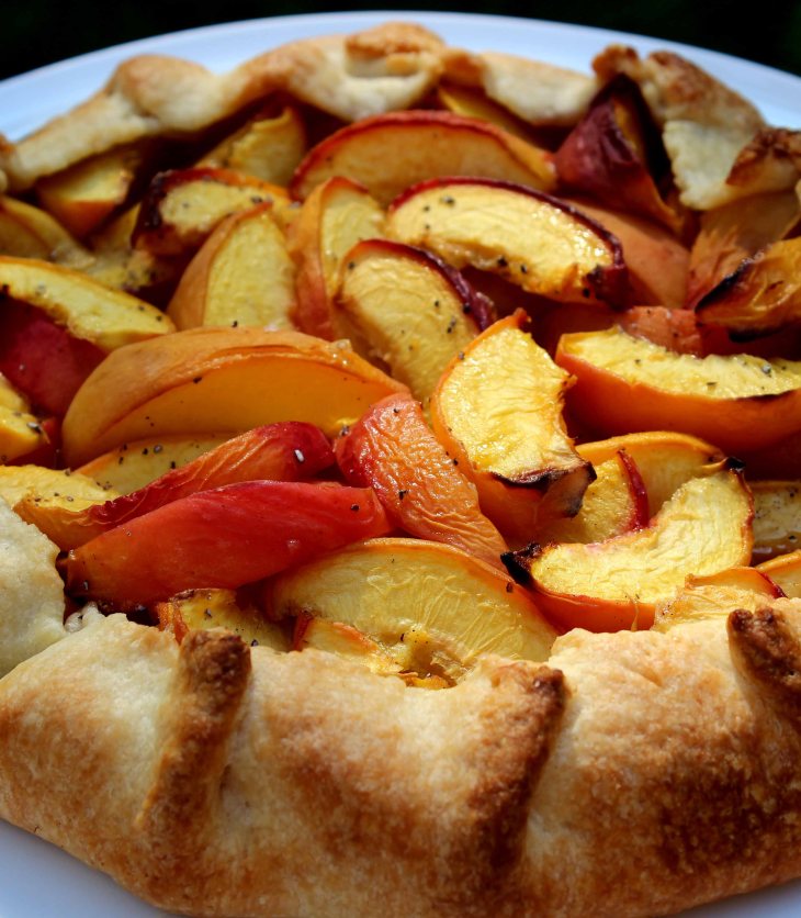 freeform peach pie