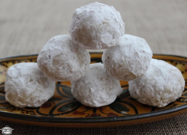 Reminiscent of shortbread, Russian Tea Cakes have a lovely texture and flavour.