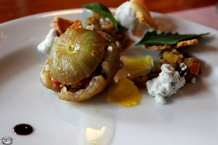 Danny Mongeon served up heirloom tomatoes stuffed with tomato tartare and served with mint, lambs' quarters, brioche crisps and a queso fresco. The wine pairing was a lovely 2009 Gamay Noir which balanced perfectly with the acidity of the tomatoes.