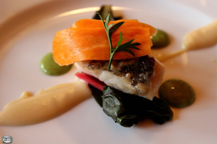 Adam Bannerman's Lake Ontario pickerel was served with smoked garlic puree, Swiss chard, pickled carrots and a tasty green goddess puree. A 2009 Pinot Gris with a lovely peachiness was a delightful pairing.