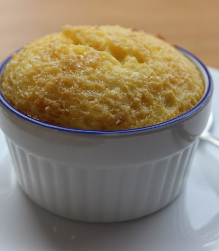 Individual bread puddings with fruit