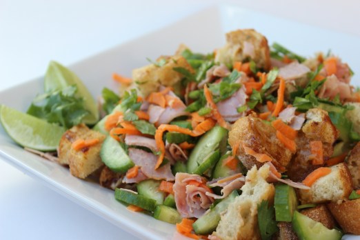 vietnamese_bahn_mi_bread_salad