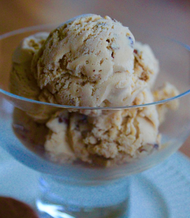 Dulce de leche ice cream with buttered pecans