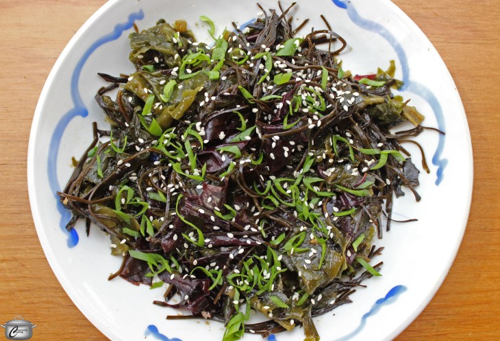Japanese-style seaweed salad