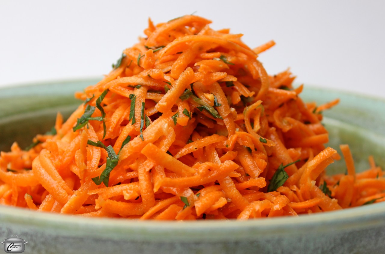 French grated carrot salad (salade de carottes rapées) – Constantly ...